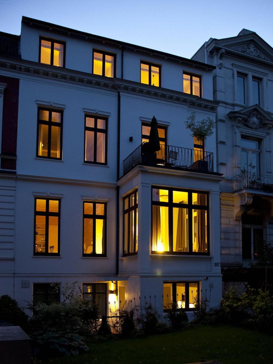 Von Deska Townhouses - White House Hamburg Exterior photo