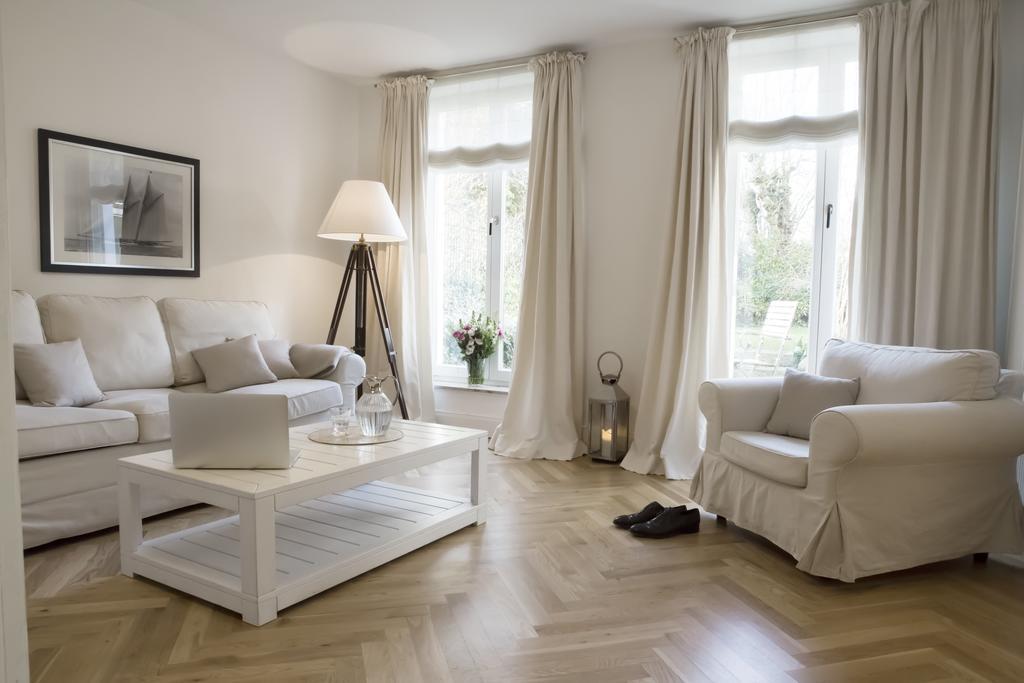 Von Deska Townhouses - White House Hamburg Exterior photo